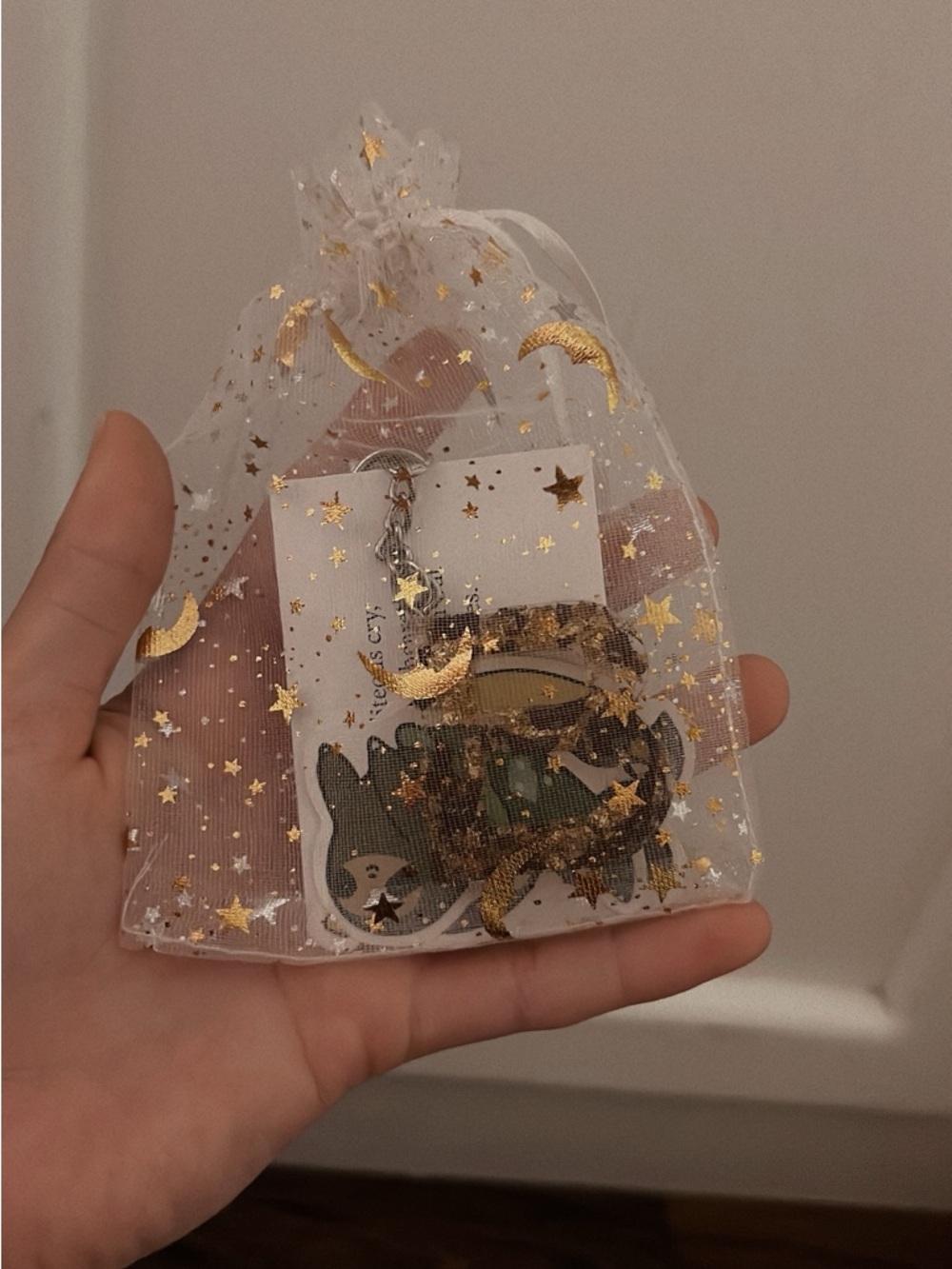 Gold Star Mesh Gift Pouch with Keychain - White/Gold